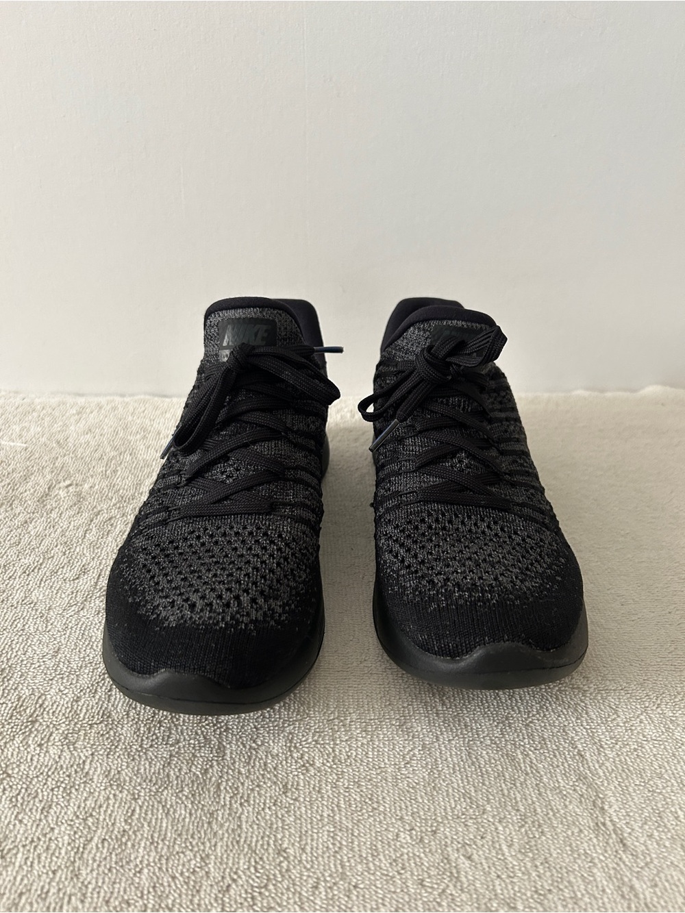 Women’s Black Knit Lightweight Athletic Shoes